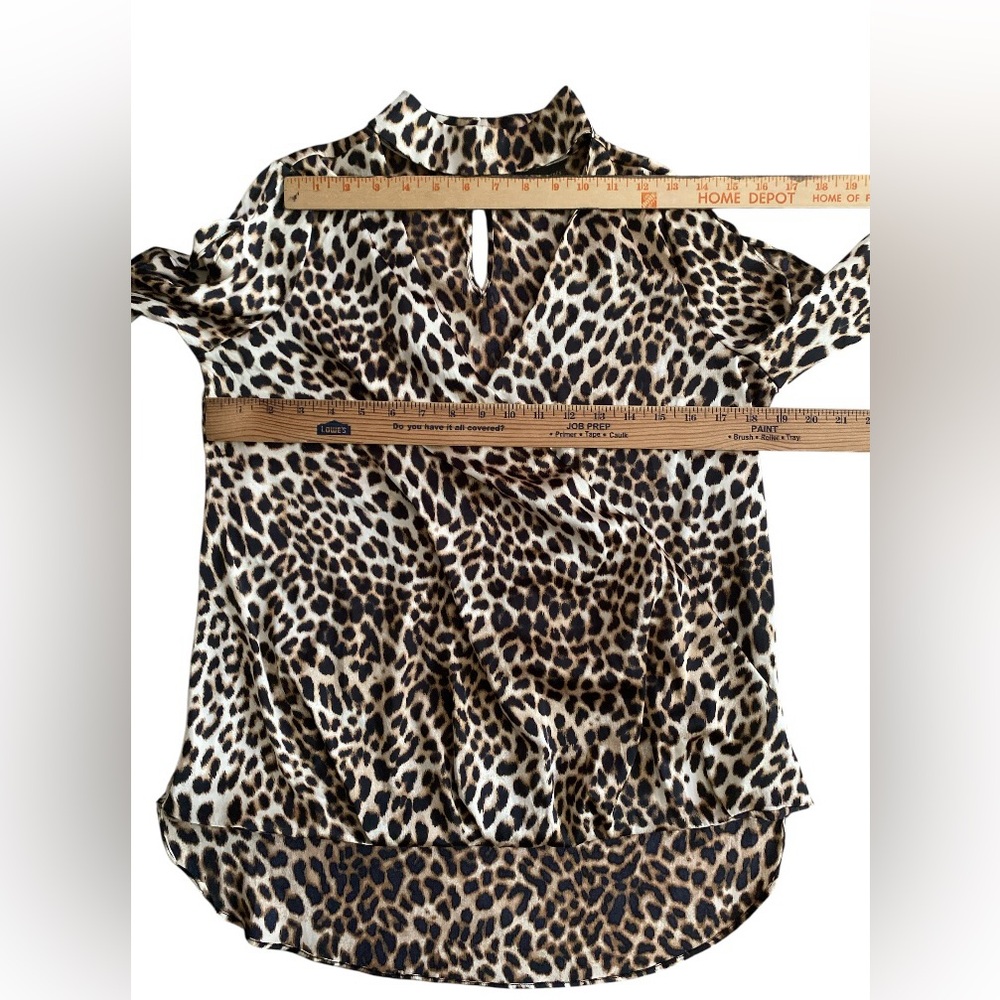 Bold Elements Leopard Print Blouse Long Open Slee… - image 5